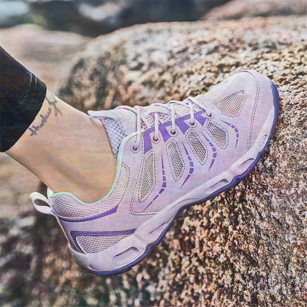 Sumer Round Tip Silver Sneaker - огляд і ціна Men'S Accessories Types