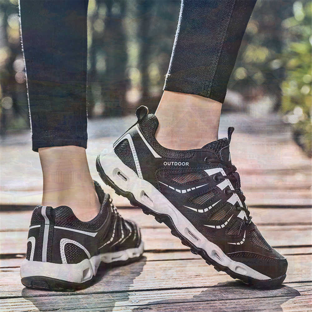 Sumer Round Tip Silver Sneaker - огляд і ціна Men'S Accessories Types