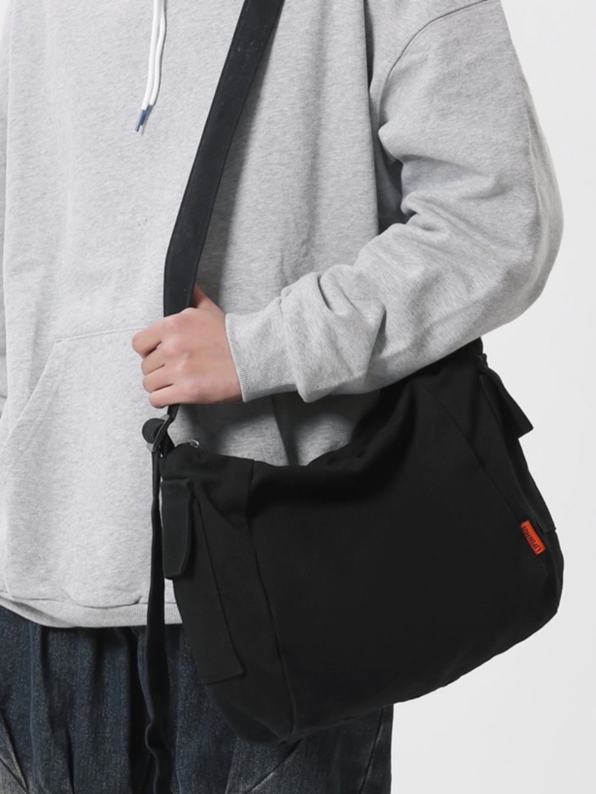 Retro Canvas Messenger Bag Sin - огляд і ціна Men'S Accessories Backpack